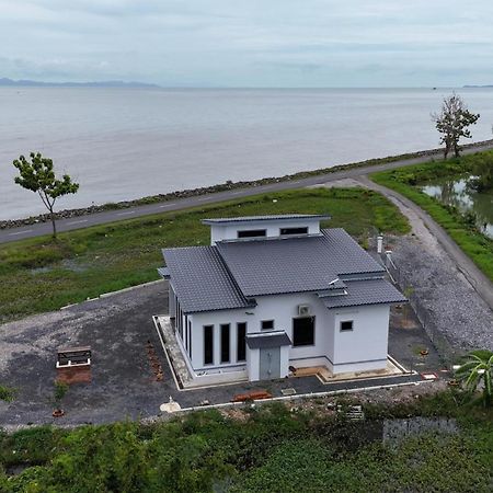 Simpang Empat  Rhumah Sungai Belatiヴィラ エクステリア 写真